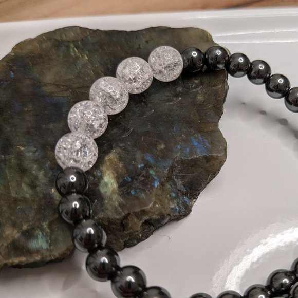 Crackled Quartz Hematite Memory Wire Wrap Bracelet - Picture 4 of 9